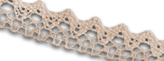 Dentelle-blanc-casse