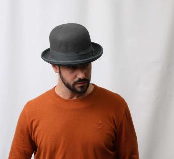 CHAPEAU MELON BLEU : LE RENOUVEAU VINTAGE