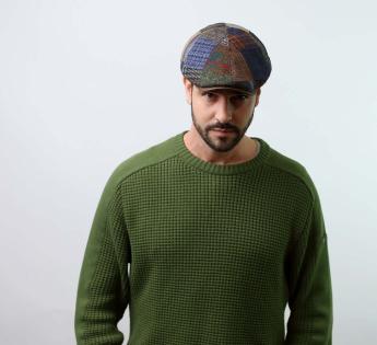 Casquette plate style béret patchwork en laine bleu I Mise au Green