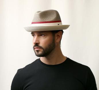 Chapeau player Verona
